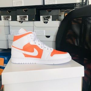 Jordan 1 Mid Citrus Woman